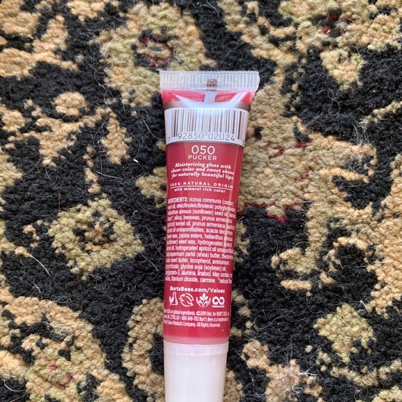 Nwot Burt’s bees lip shine in pucker - Picture 2 of 2